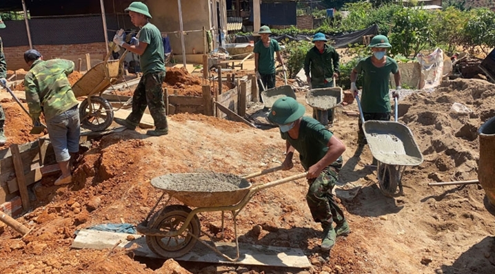 全力为山罗省灾区群众建新房